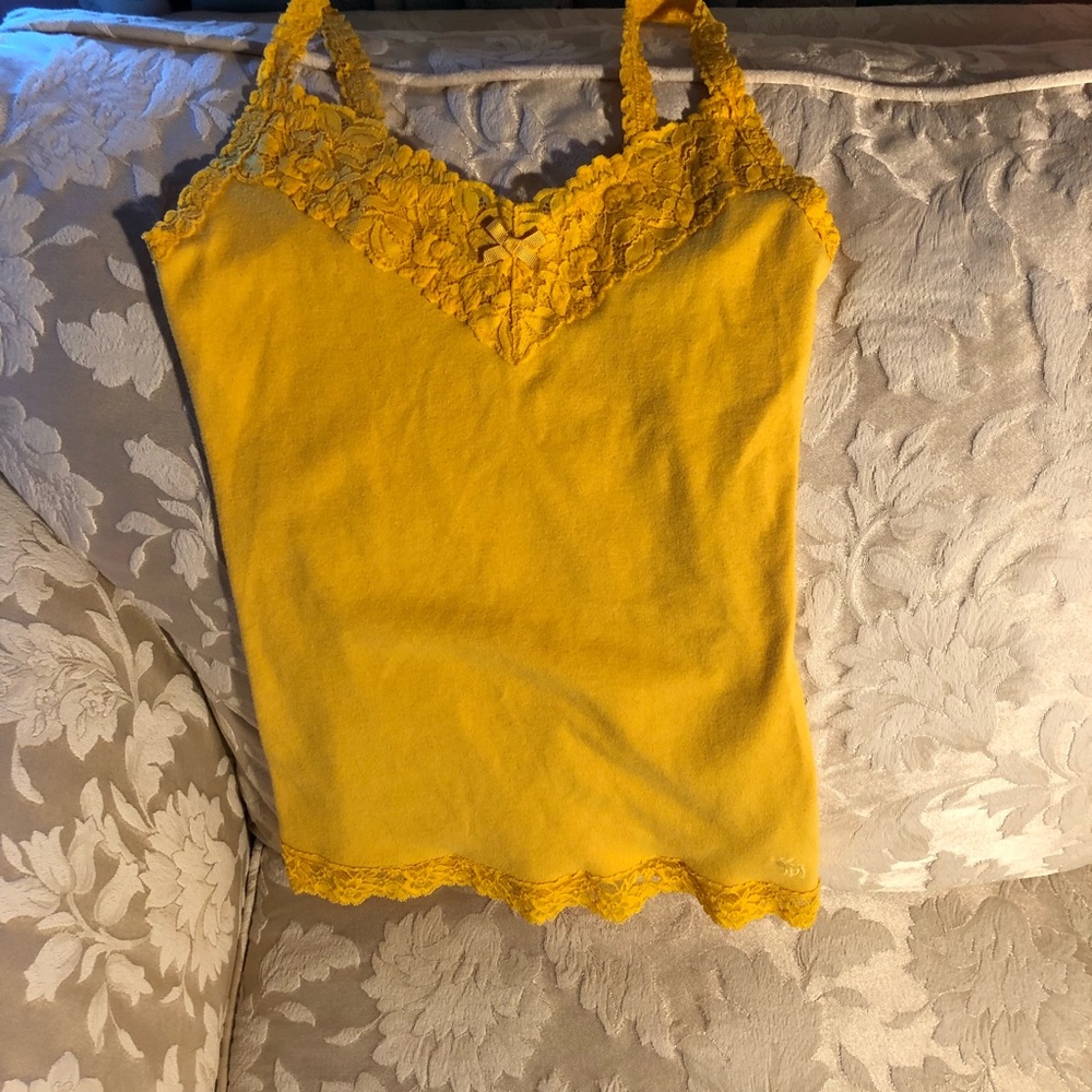 summer combo ( tank tops ) 30 dollars for 6!!!